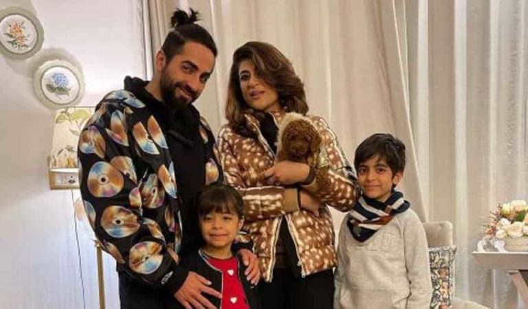 أيوشمان خورانا ، طاهرة كاشياب ترحب بالعام الجديد مع صورة عائلية: 2021 سعيدة!  أتمنى أن تزدهر الإنسانية ‘- بوليوود